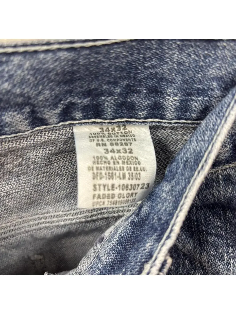 Men's Blue and Navy Jeans